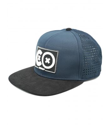 CO la casquette boobs