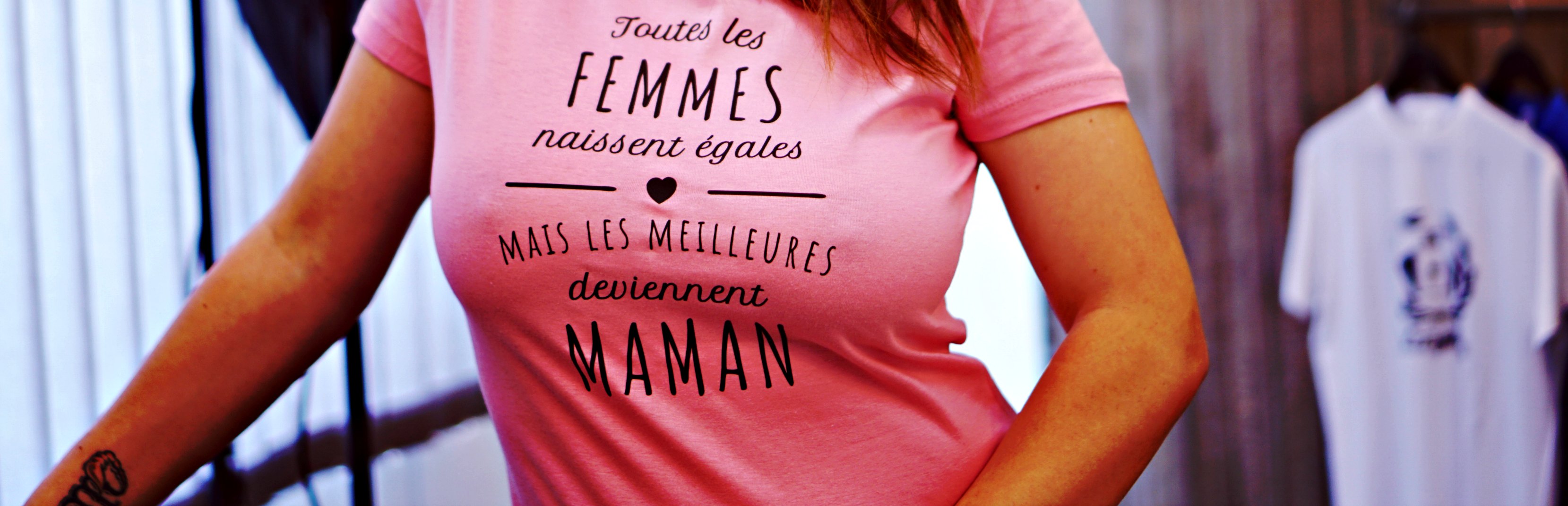 Offrir un t-shirt pour célébrer une naissance